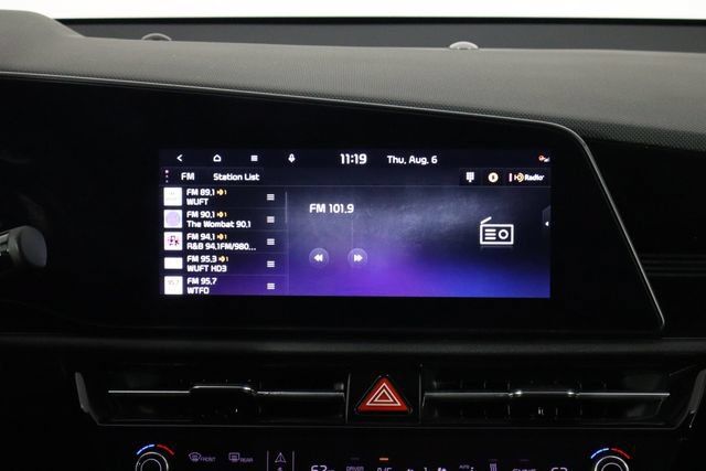 Certified 2023 Kia Niro Wind FWD image 28