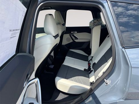 New 2026 BMW X1 xDrive28i w/ Technology Package image 13