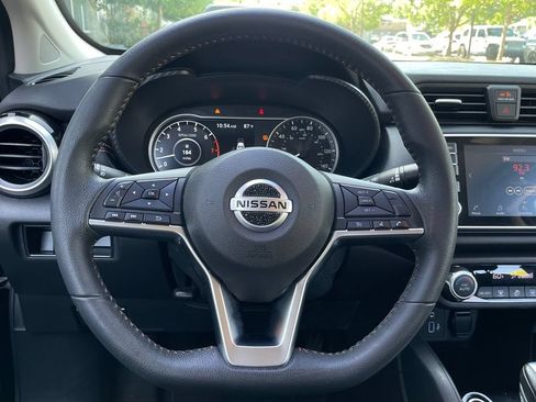 Used 2020 Nissan Versa SR FWD image 14