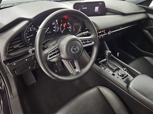 Used 2019 MAZDA MAZDA3 Hatchback image 2