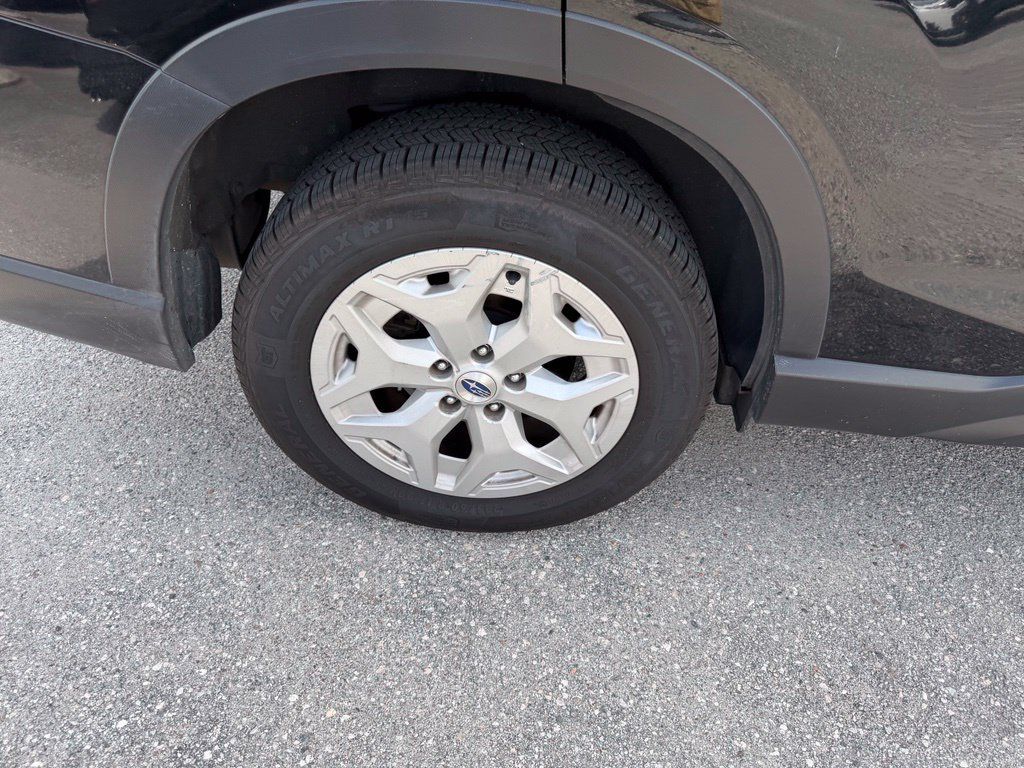 Used 2019 Subaru Forester w/ Alloy Wheel Package AWD/4WD image 5