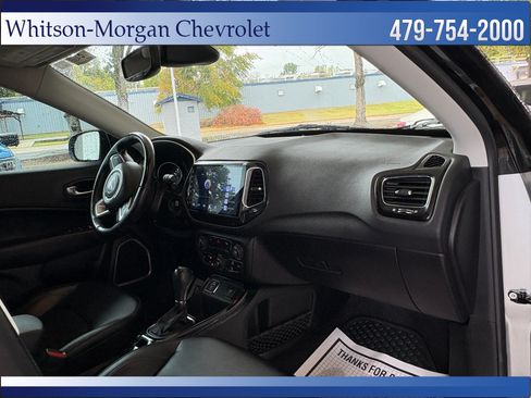 Used 2021 Jeep Compass Latitude FWD image 32