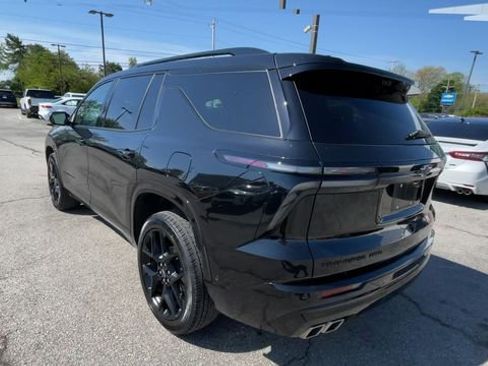 Used 2024 Chevrolet Traverse RS AWD/4WD image 8