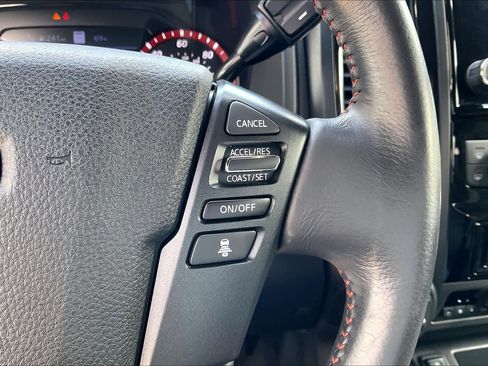 Used 2024 Nissan Titan PRO-4X w/ Pro-4x Convenience Package image 24