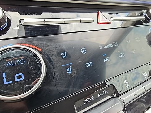 Used 2024 Hyundai Santa Fe Limited image 5