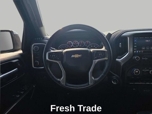 Used 2021 Chevrolet Silverado 1500 LT AWD/4WD image 10
