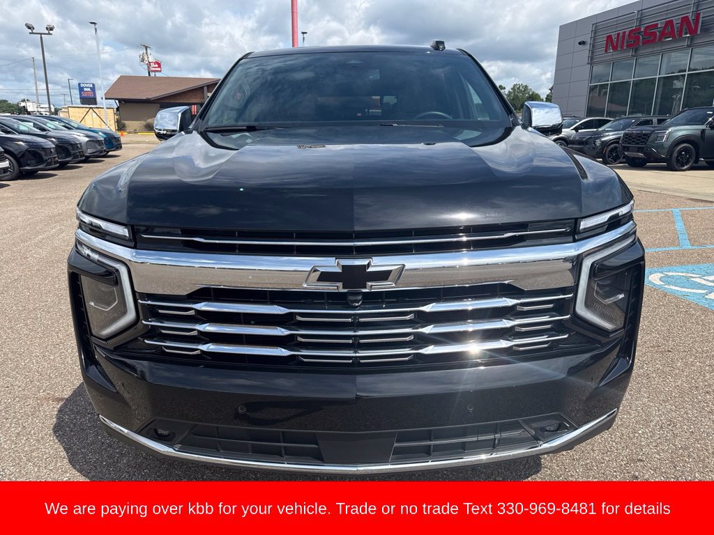 Used 2025 Chevrolet Tahoe Premier AWD/4WD image 2