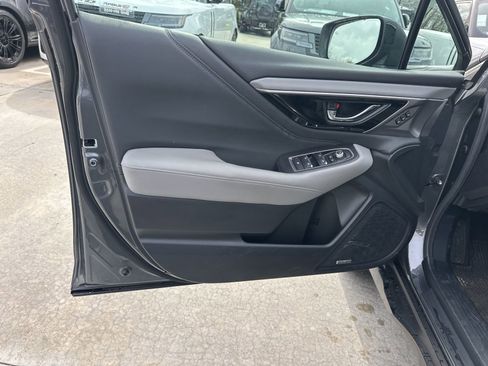 Used 2020 Subaru Outback Limited w/ Popular Package #2 image 18