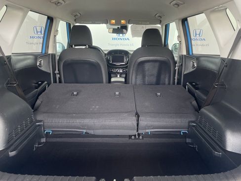 Used 2024 Kia Soul LX image 50