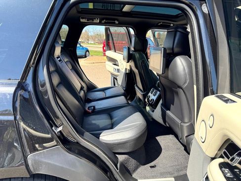 Used 2018 Land Rover Range Rover Supercharged image 35