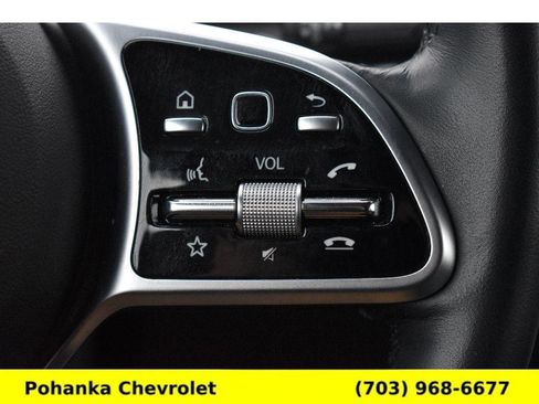 Used 2023 Mercedes-Benz GLB 250 250 4MATIC image 20