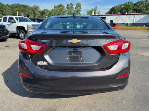 Used 2016 Chevrolet Cruze LT w/ LT True North Edition FWD image 4