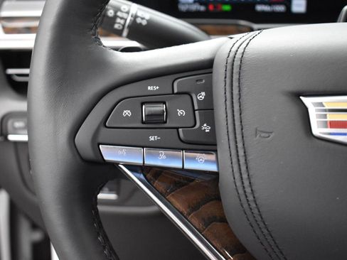 Used 2023 Cadillac Escalade Sport Platinum w/ LPO, ONYX Package AWD/4WD image 19