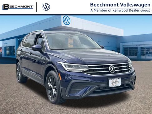 Certified 2023 Volkswagen Tiguan SE AWD/4WD image 1