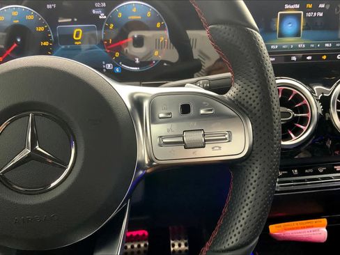 Certified 2023 Mercedes-Benz GLA 250 image 22