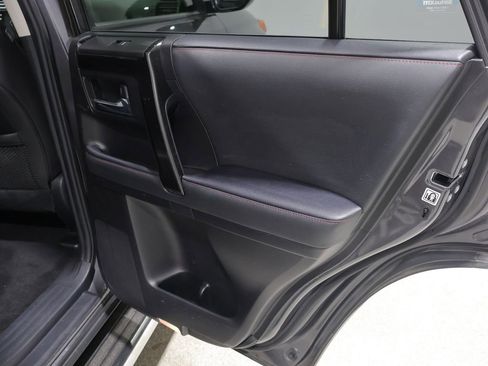 Used 2021 Toyota 4Runner TRD Off-Road Premium w/ Moonroof Package AWD/4WD image 23