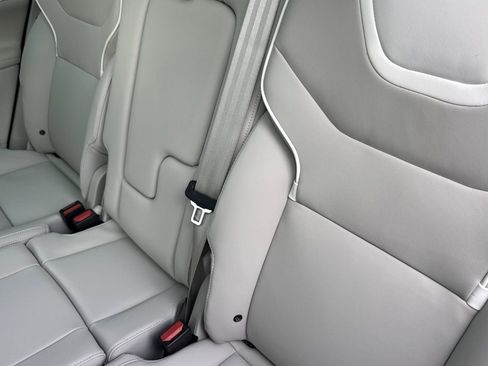 New 2025 Volvo EX90 Ultra image 16