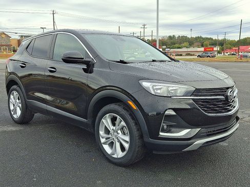 Used 2023 Buick Encore GX Preferred w/ Cold Weather Comfort Package image 1