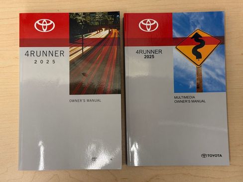 Used 2025 Toyota 4Runner Trailhunter AWD/4WD image 42