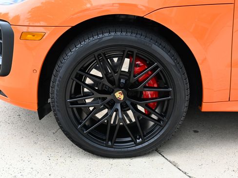 Used 2023 Porsche Macan GTS AWD/4WD image 9
