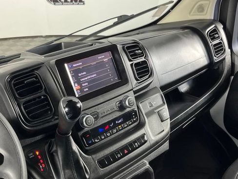 Used 2025 RAM ProMaster 2500 w/ Convenience Group FWD image 20