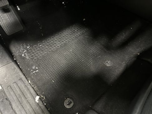 Used 2021 Toyota 4Runner Limited image 17