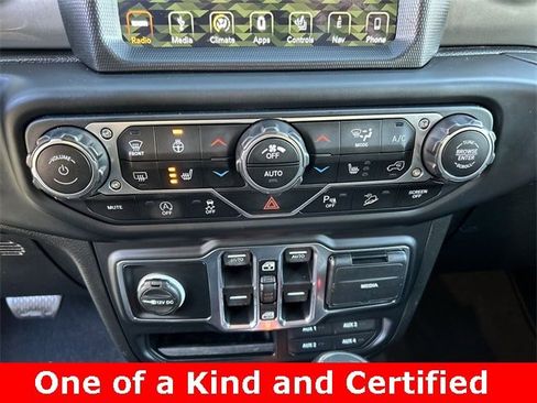 Certified 2019 Jeep Wrangler Unlimited Sahara image 21