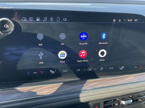 Used 2025 Chevrolet Tahoe Z71 image 33