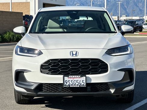 Certified 2025 Honda HR-V LX image 9