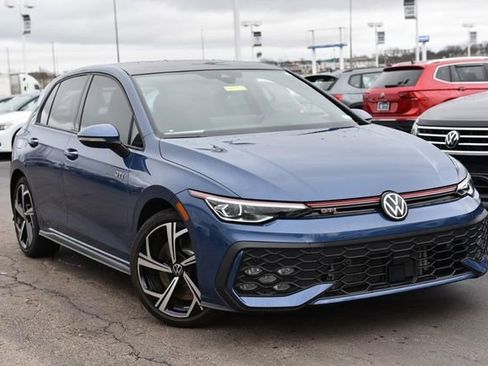 Certified 2025 Volkswagen GTI SE image 2