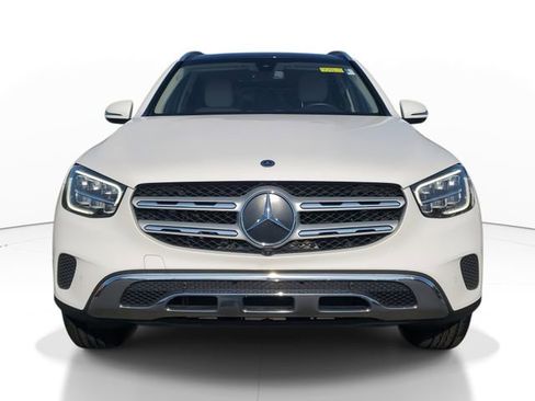 Used 2021 Mercedes-Benz GLC 300 image 2