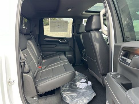 New 2026 GMC Sierra 1500 Denali w/ Denali Reserve Package image 33
