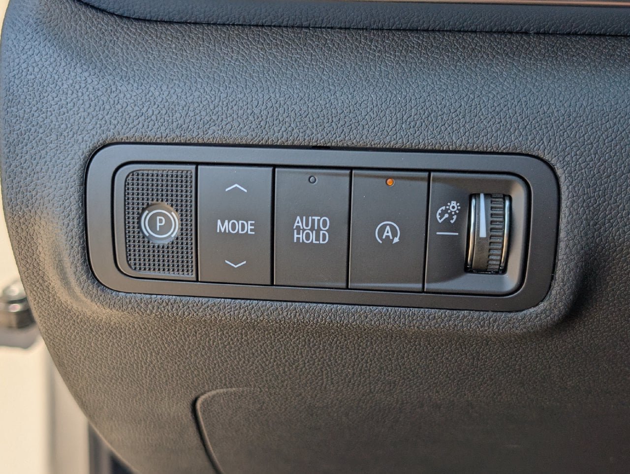 New 2027 GMC Terrain Elevation w/ LPO, Floor Liner Package FWD image 18