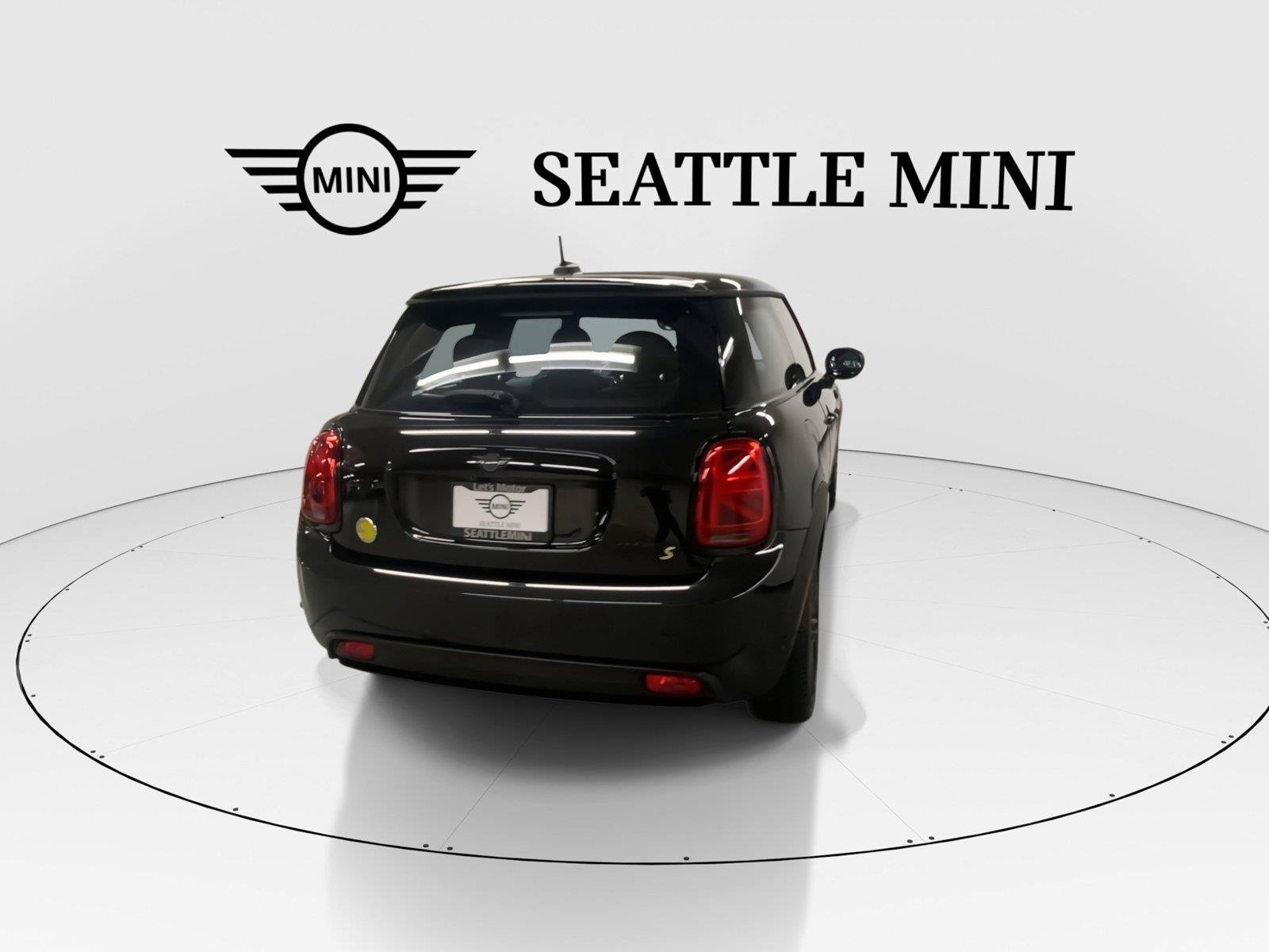 Used 2024 MINI Cooper SE FWD image 10