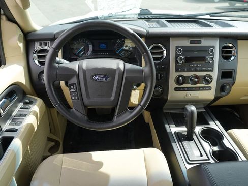 Used 2015 Ford Expedition XL image 20