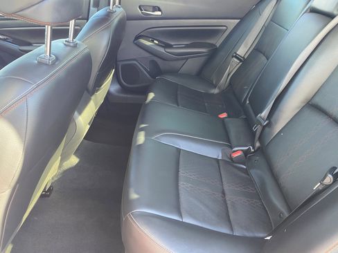 Used 2024 Nissan Altima 2.5 SR w/ SR Premium Package image 15