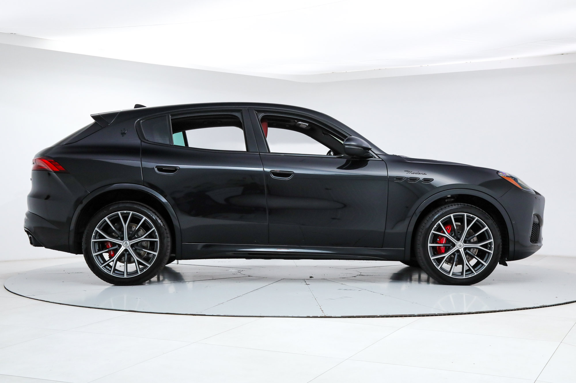 Used 2026 Maserati Grecale Modena AWD/4WD image 6