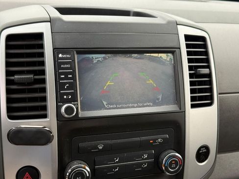 Used 2020 Nissan Frontier S RWD image 17