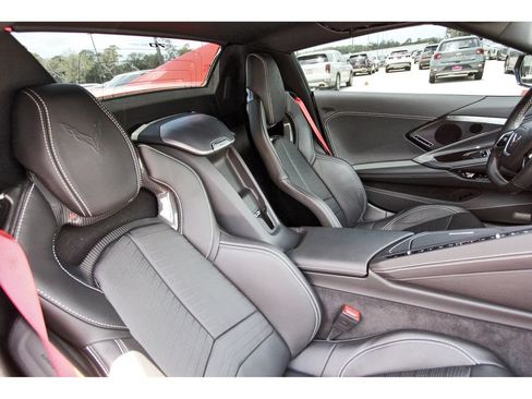 Used 2023 Chevrolet Corvette Stingray Preferred Conv w/ Z51 Performance Package RWD image 23
