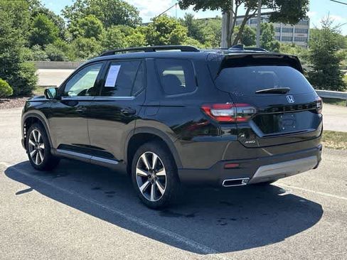 Used 2024 Honda Pilot Elite image 23