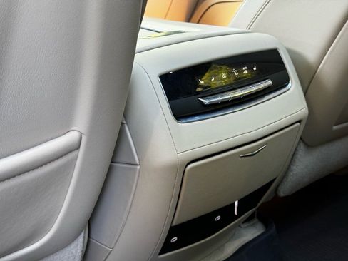 Used 2023 Cadillac Escalade Premium Luxury w/ Performance Package image 17