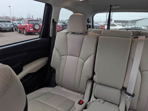 Certified 2025 Subaru Ascent Premium image 12