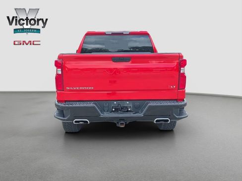 Used 2022 Chevrolet Silverado 1500 LT Trail Boss w/ Safety Package AWD/4WD image 15