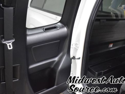 Used 2022 Toyota Tacoma SR RWD image 22