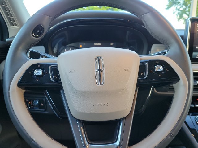 Certified 2022 Lincoln Corsair FWD w/ Equipment Group 101A image 18