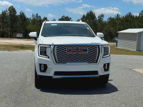 Used 2024 GMC Yukon XL Denali w/ Advanced Technology Package RWD image 3