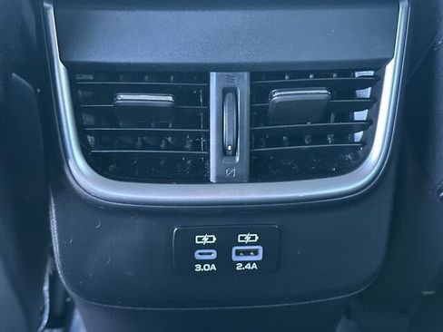Used 2023 Subaru Outback Premium image 15