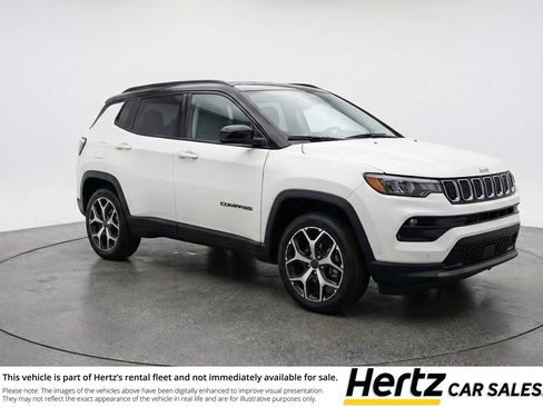 Used 2025 Jeep Compass Limited image 1