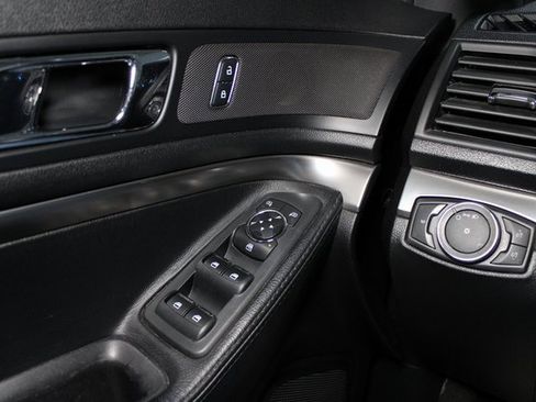 Used 2018 Ford Explorer 4WD Police Interceptor image 21