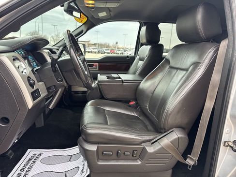 Used 2012 Ford F150 Lariat w/ Lariat Chrome Pkg image 4